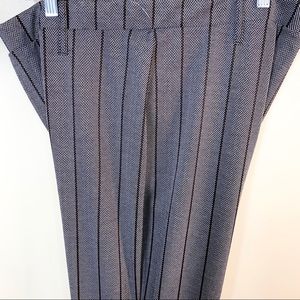 Women’s Cadence Flare Pants